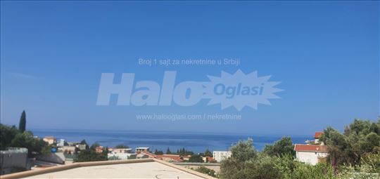 Prodaja spratnog dela kuce