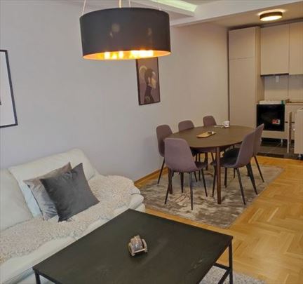 Nov, moderan stan, 2 spavaće sobe, ID 1990