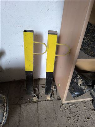 Stubovi za parking oba 1000 