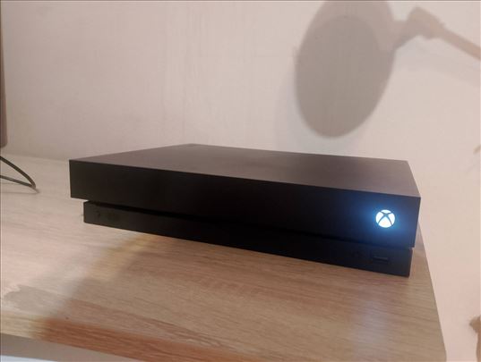 Xbox One X pun igrica