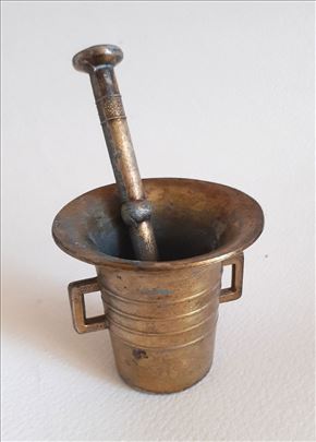 Vintage avan , mali, visina 7,5 cm