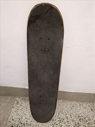 Skateboard dužine 78 cm, širine 20 cm. polovan