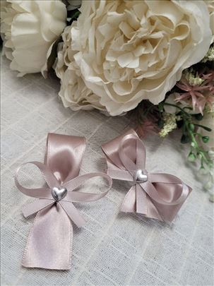 Cvetići za kićenje svatova-roze traka/srebrno srce