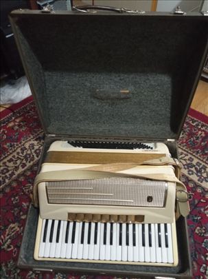 Hohner pirola P IV