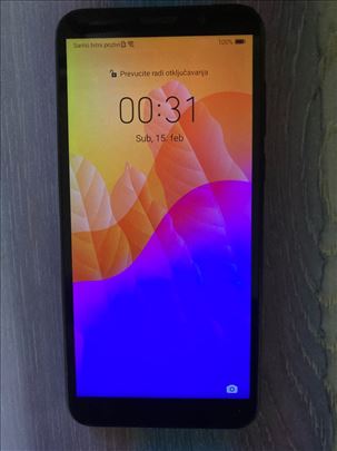 Huawei poluispravan mobilni telefon