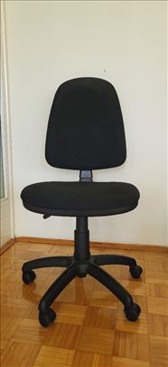 Kancelarijska stolica povoljno
