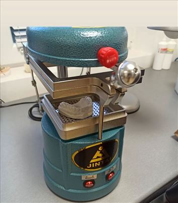 Vacuum forming presa