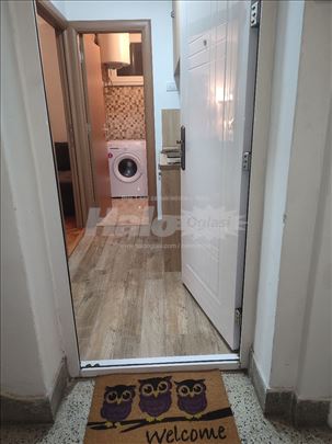 Izdajem garsonjeru u Zemun polju