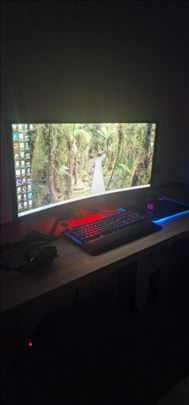 Na prodaju gaming monitor