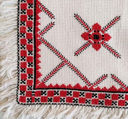 Etno ručno vezeni pamučni milje 43 x 43 cm