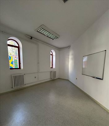 Zarkovo lokal 45m2 