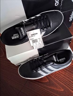 Adidas VL court 2.0 crne sa belim znakom 44 