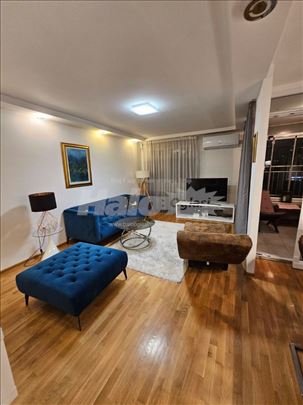 Banjica, lux, trosoban, namešten stan 