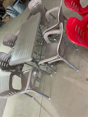 Baštenski set (stolice i sto za baštu) 