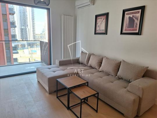 BW Kings park residences, pogled na reku, 54m2 ID#