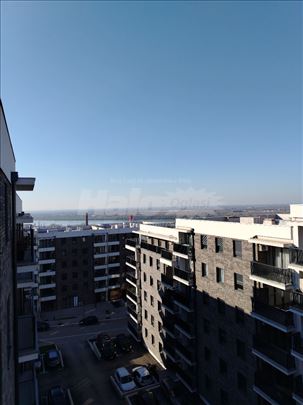 NOV-lux opremljen-garaza-top lokacija