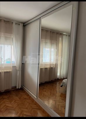 Dvosoban stan, 49+4kvm lođa,Kumodraška,Voždovac