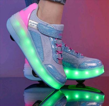 Patike roleri 2u1,pink,plave ili crne, ima brojeva