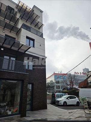 Prodajem stan na Zvezdari