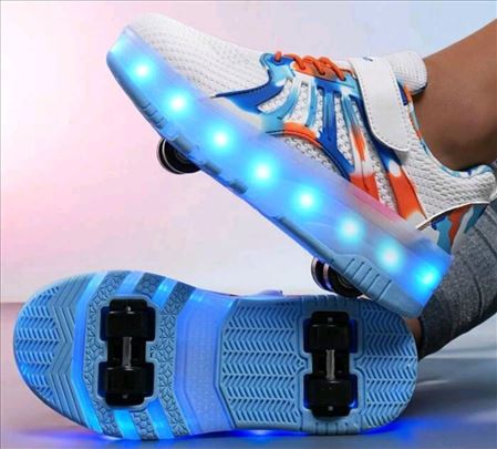 Patike roleri 2u1, ima brojeva, usb bele šarene