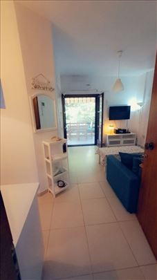  Izdavanje Apartmana u Pefkohoriju 