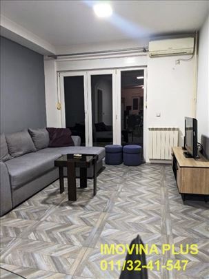 Zvezdara, Crveni krst - Starca Vujadina, 67m2