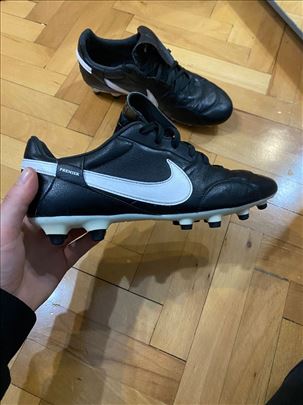 Kopačke Nike Premier br 42 - A klasa