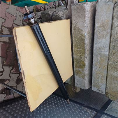 Gumirani transportni valjak