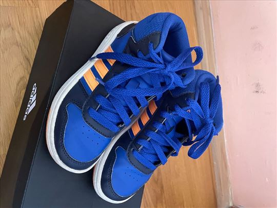 Adidas parike za dečake 