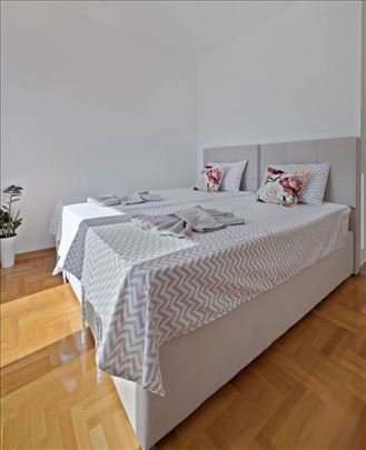 Budva studio 300m od plaže 