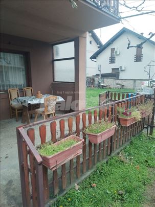Odlican stan za izdavanje,15 min od centra,75 kv