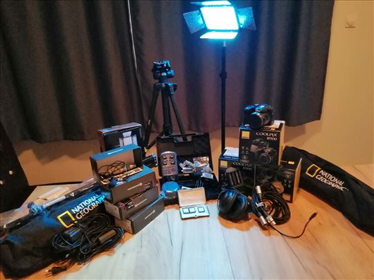 Prodajem opremu za snimanje videa za Youtube