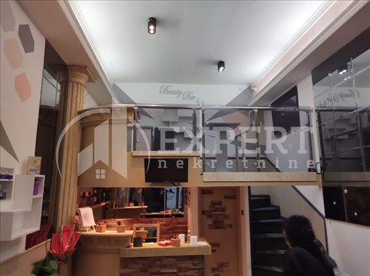 Izdaje se poslovni prostoru centru Niša, 34m2!