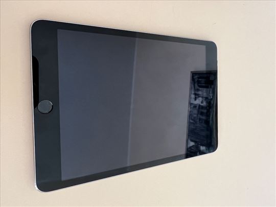 Apple iPad 3 A 1600