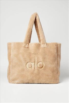 Alo Yoga 