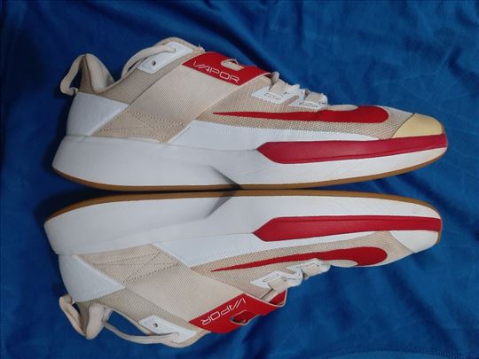 Nike Vapor 