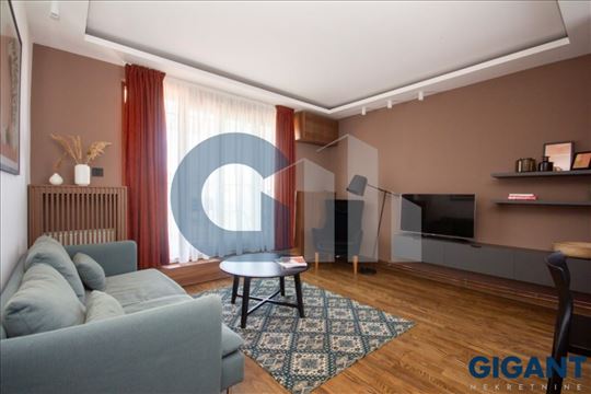 Gundulićev venac, 40m2, V, cg