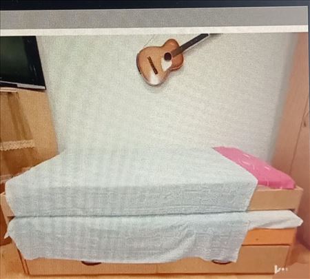 DVA KREVETA KOJI SE MOGU SKLOPITI