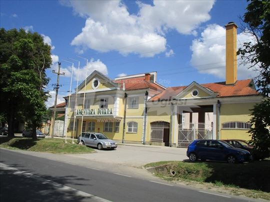 KULA -  zgrada trgovine sa zemljištem - SNIŽENO!