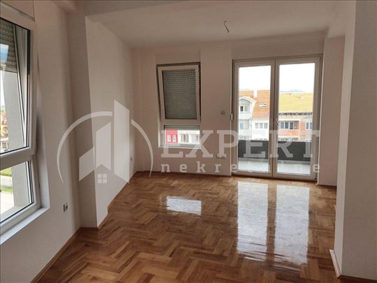 Stan 59m2, Bulevar Svetog Panteljmona