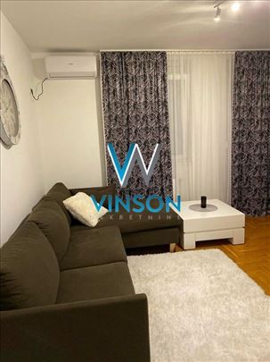 Novi Sad, Bulevar - Nov jednoiposoban stan ID#9104