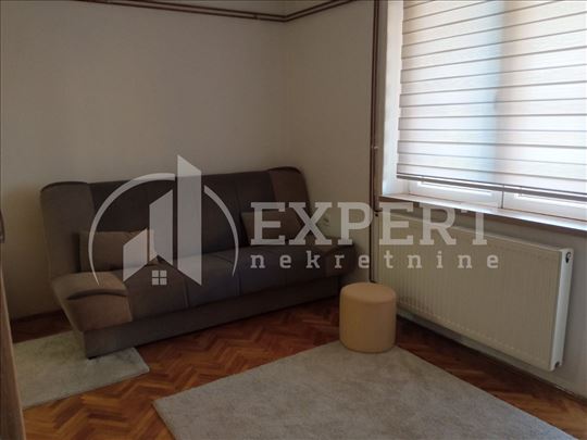 Izdaje se garsonjera u strogom centru, 26m2!
