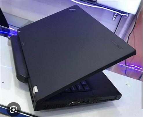 Lenovo w530 u delovima