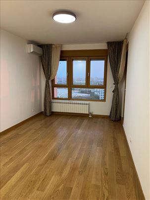 Nov,78m2, 3.0,Lux ,Welport, 2 Garažna mesta