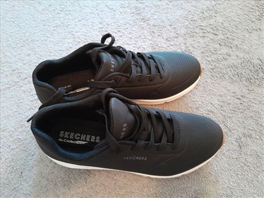 Ženske patike br 40 Skechers, nove