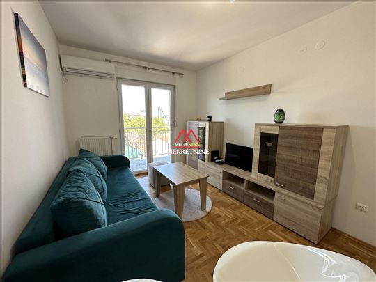 Jednoiposoban stan - 36m2 - centar