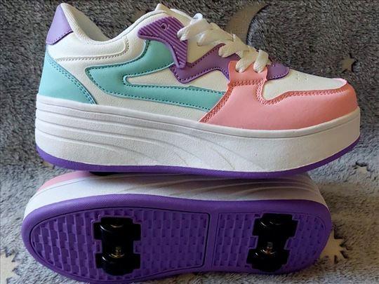 Patike sa točkićima ili bez,roleri 2u1,ima brojeva