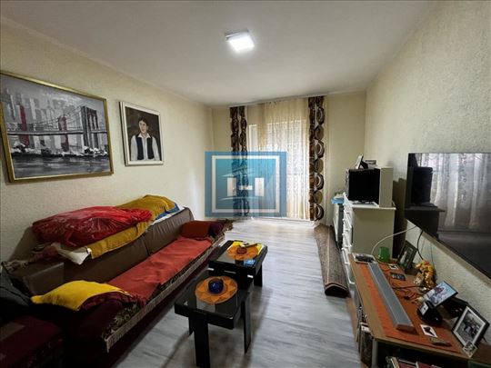 Na prodaju garsonjera – 29m², miran kraj, prizemlj