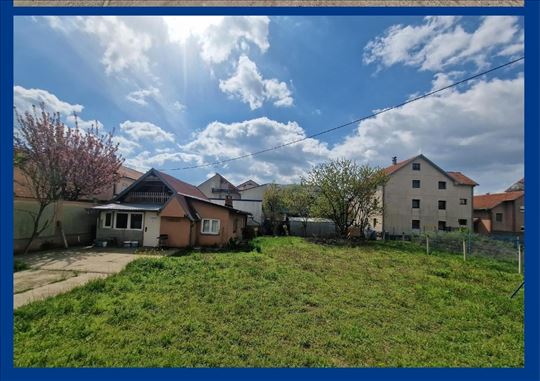 Prodaja gradjevinske parcele +kuća - Novi Beograd
