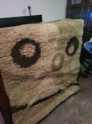 Tepih 180 x 120